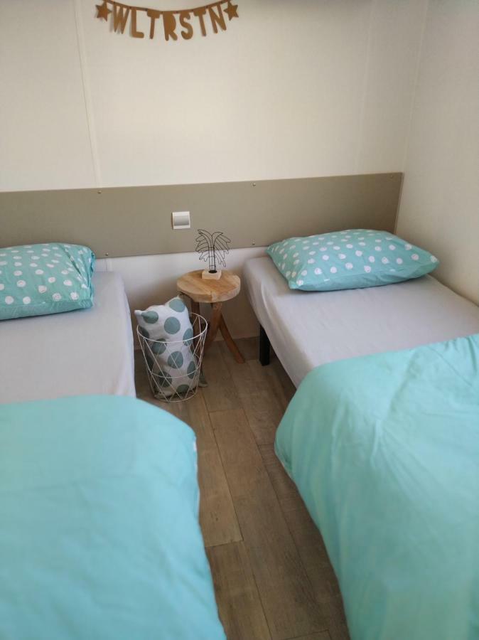 Stacaravan 98 Hotell Koudum Exteriör bild